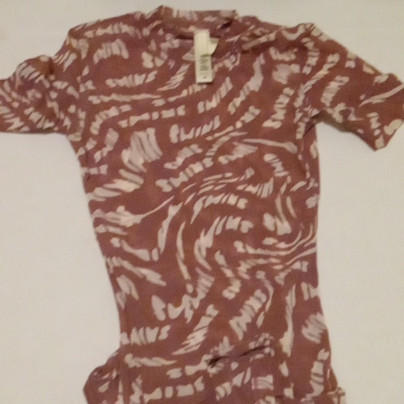 Skims raspberry swirl thong body suit nwot size xs - Picture 5 of 6